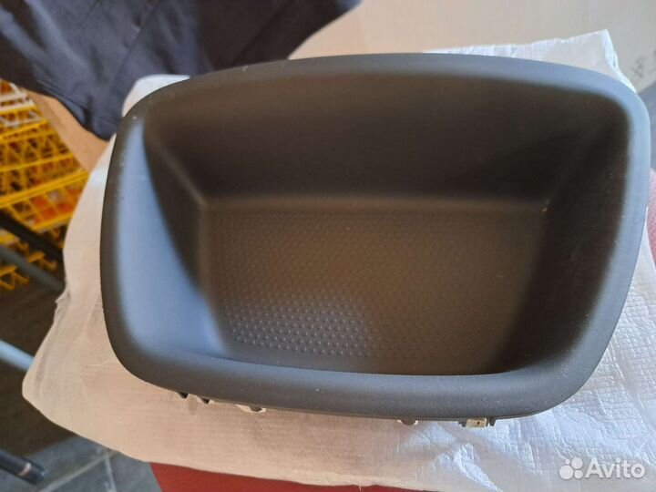 Бардочек центральной консоли hyundai starex/h-1