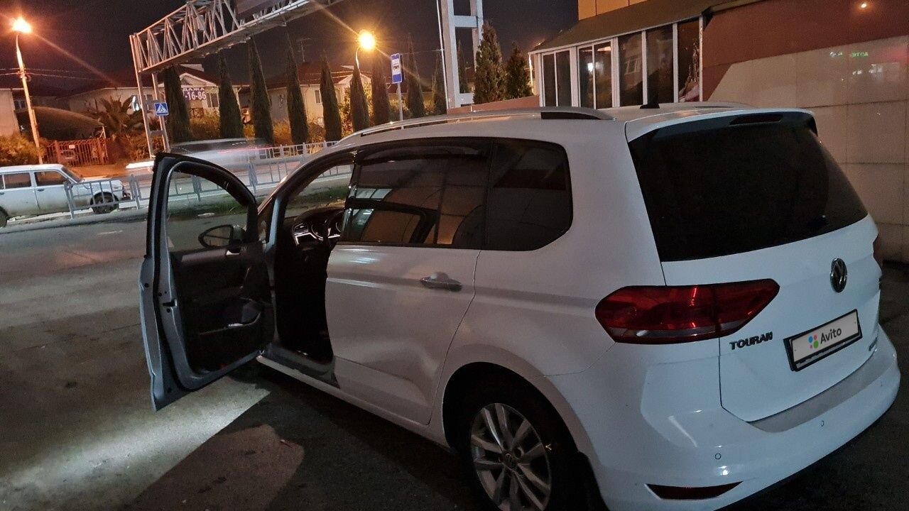 Volkswagen Touran: фото владельца