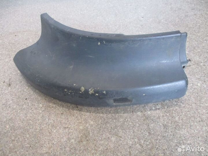 Накладка под фарой правая Scania 1438564