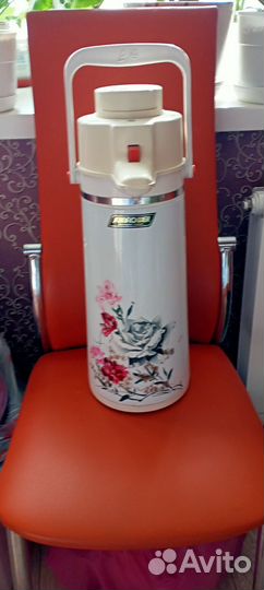 Термос новый