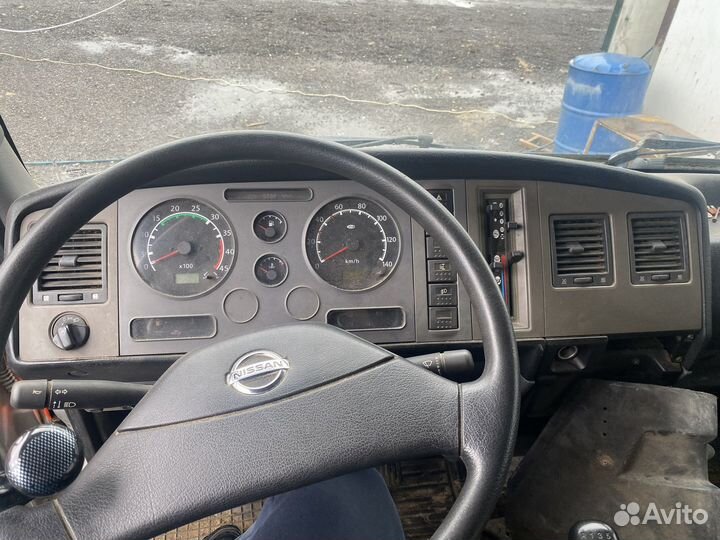 Nissan Cabstar 3.0 МТ, 2008, 230 000 км