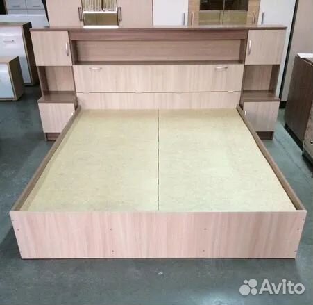 Кровать двухспальная