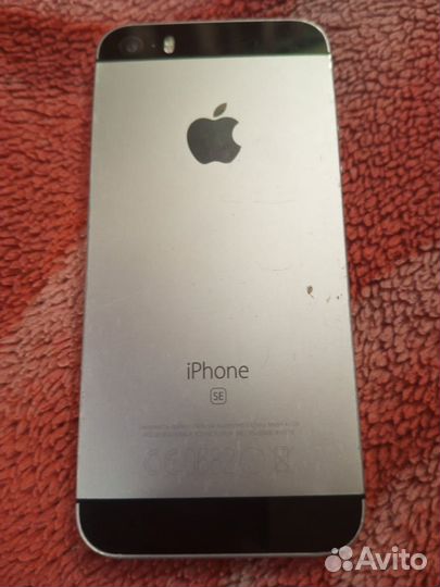 iPhone SE, 32 ГБ