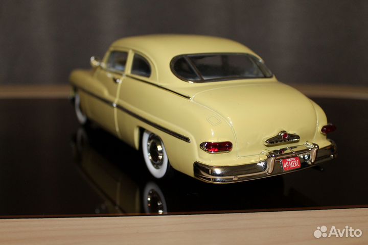 Модель автомобиля 1 18.Mercury 1949