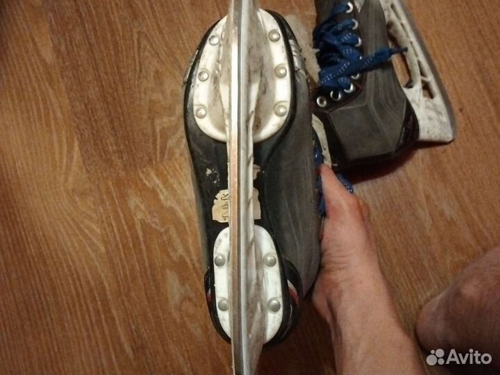 Хоккейные коньки bauer 35 размер