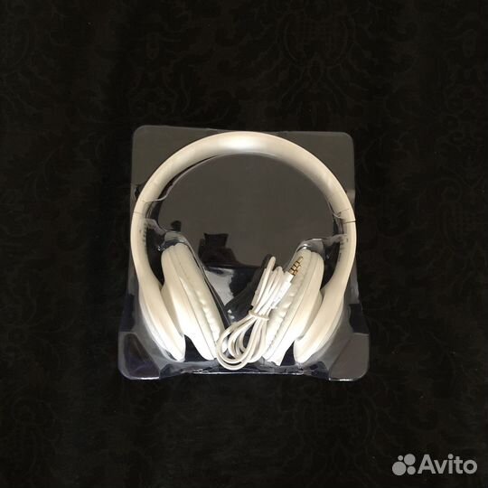 Продам беспроводные наушники