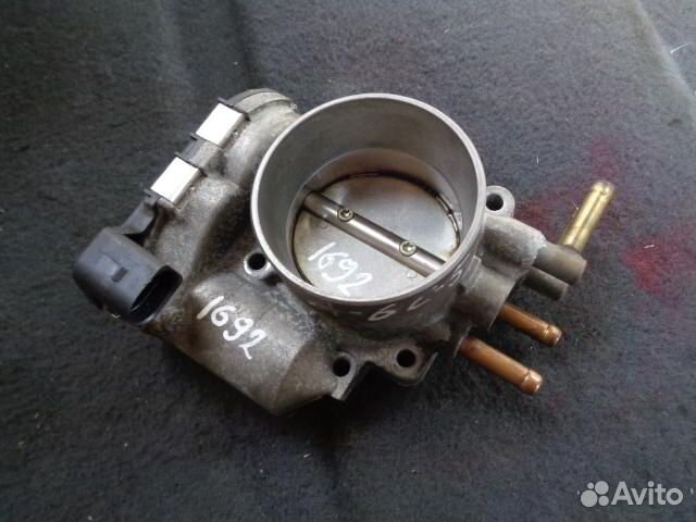 Заслонка дроссельная Audi A6 C5 078133062B