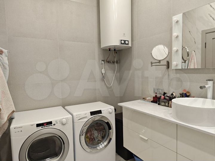 Квартира-студия, 81,2 м², 2/9 эт.