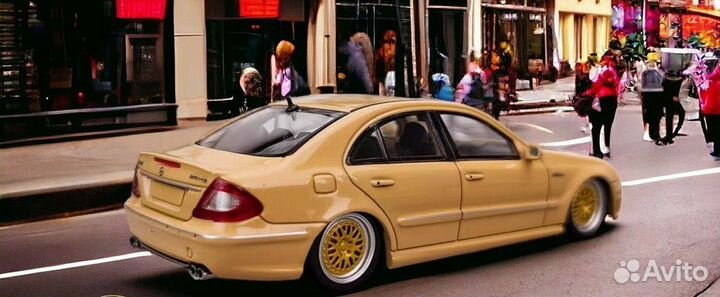 MK model 1/64 Mercedes-Benz E63 AMG W211