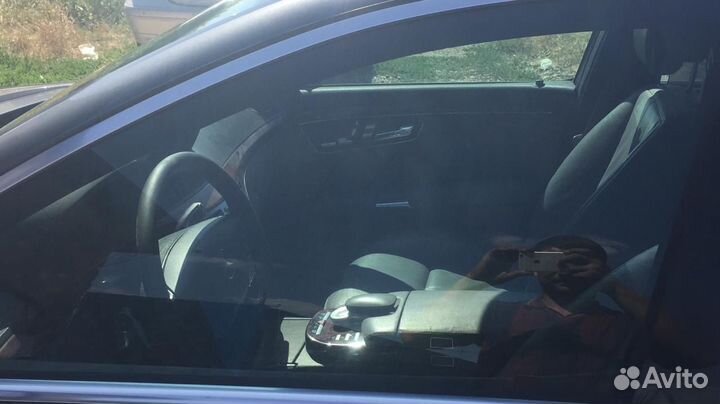 Стекло переднее левое мерседес w221 одинарное