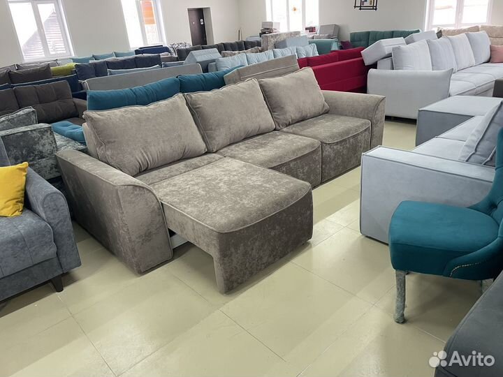 Диван гранд новый (огромный спалное место )