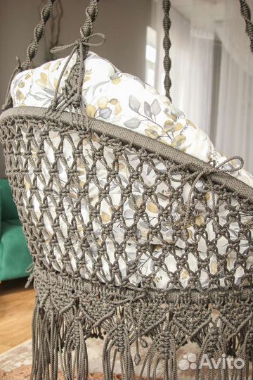 Подвесное кресло качели