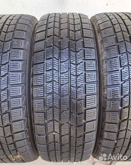 Dunlop DSX-2 215/60 R16 96Q