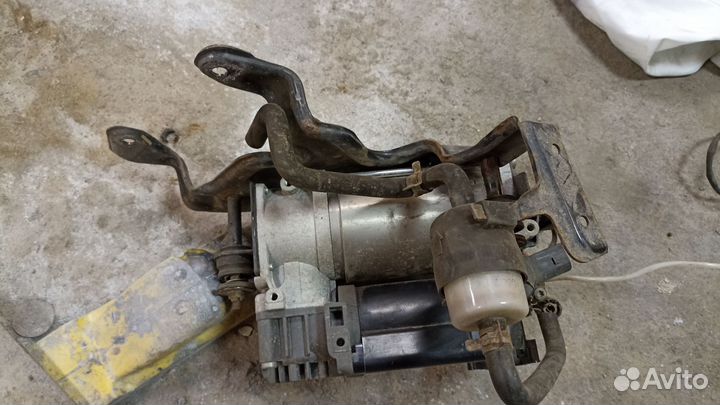 Компрессор насос пневмоподвески mercedes