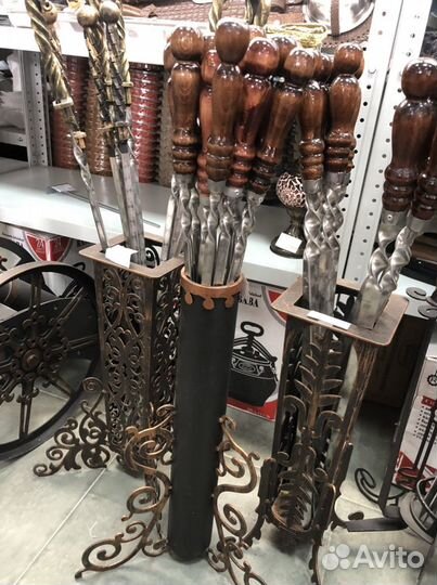 Шампурница подставка под шампуры