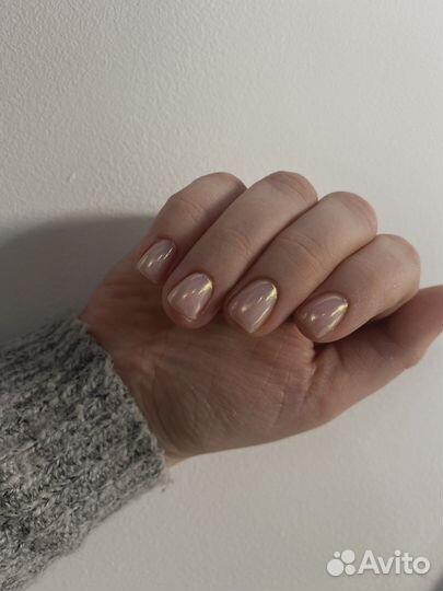 Маникюр с покрытием гель-лаком