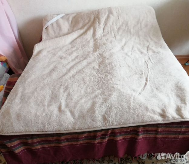 Наматрасник из шерсти ламы