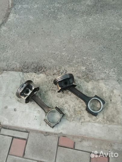 Продаю поршня nissan qashqai 2л