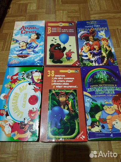 Видео кассеты 44 шт. Цена за все