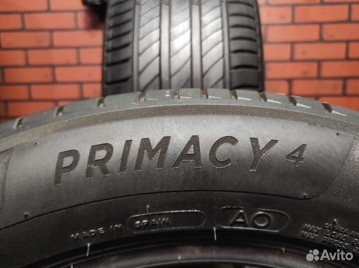 Michelin Primacy 4+ 235/55 R18 100V