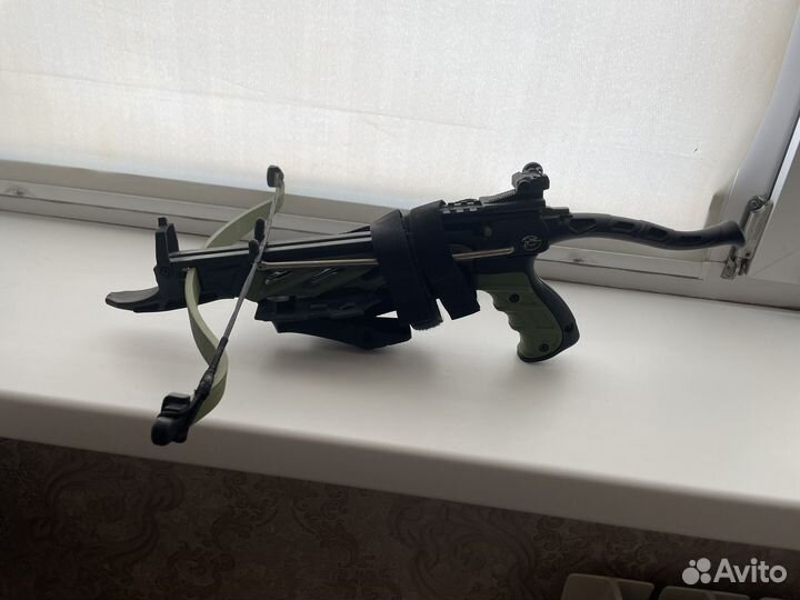 Блочный арбалет