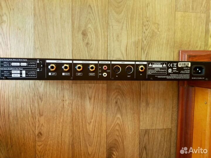 Процессор эффектов Т С. Еlectronics M-350