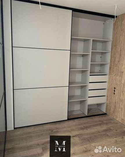 Шкаф купе современный