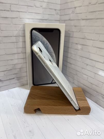 iPhone Xr, 128 ГБ