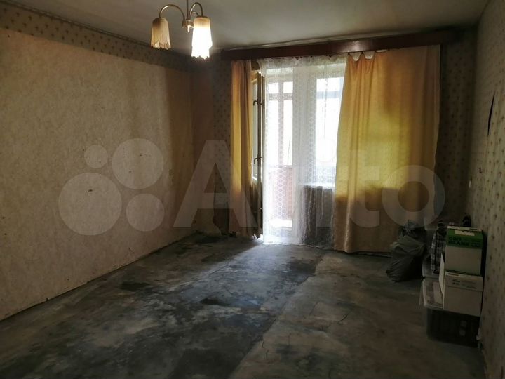 3-к. квартира, 60 м², 1/5 эт.