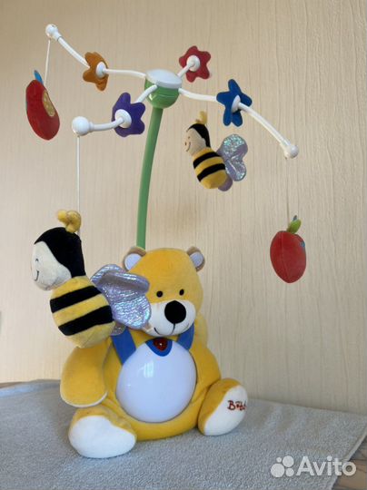 Музыкальная мобиль в кроватку с ночником