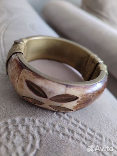 Женский браслет