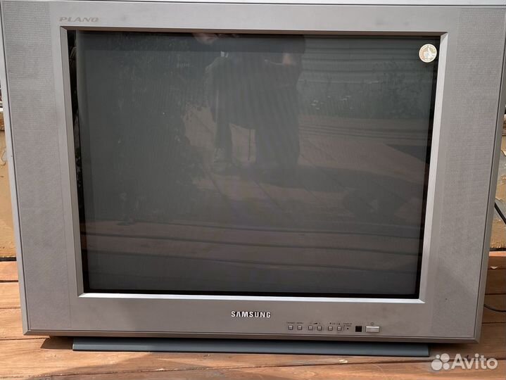 Продам телевизор