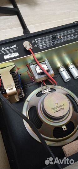 Гитарный комбоусилитель marshall