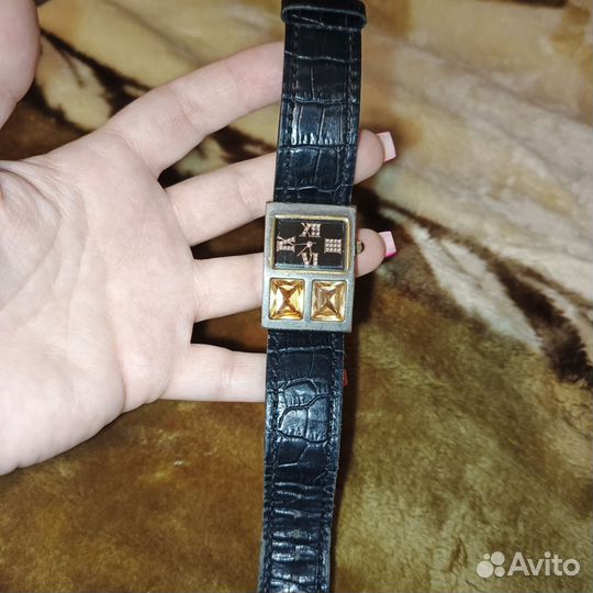 Часы chanel женские