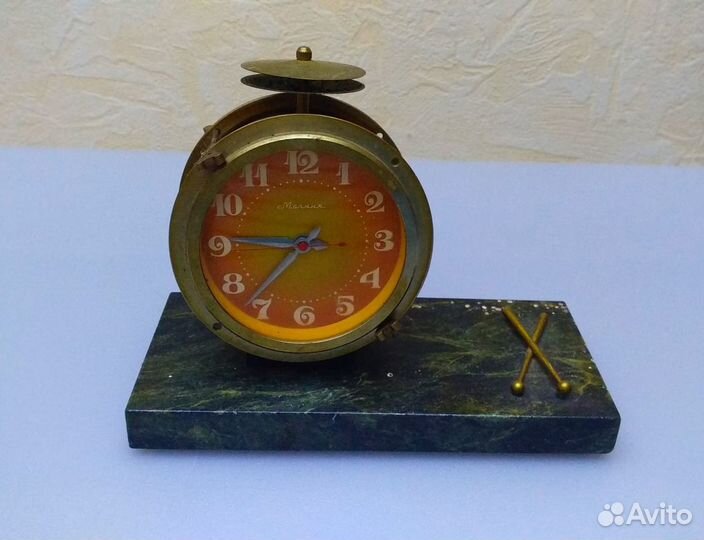 Часы настольные (барабан) СССР. Молния 1975г