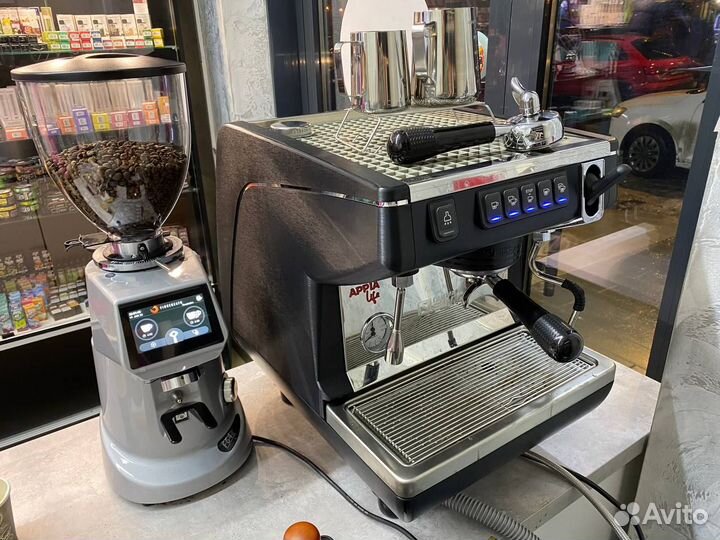 Аренда кофемашины Nuova Simonelli