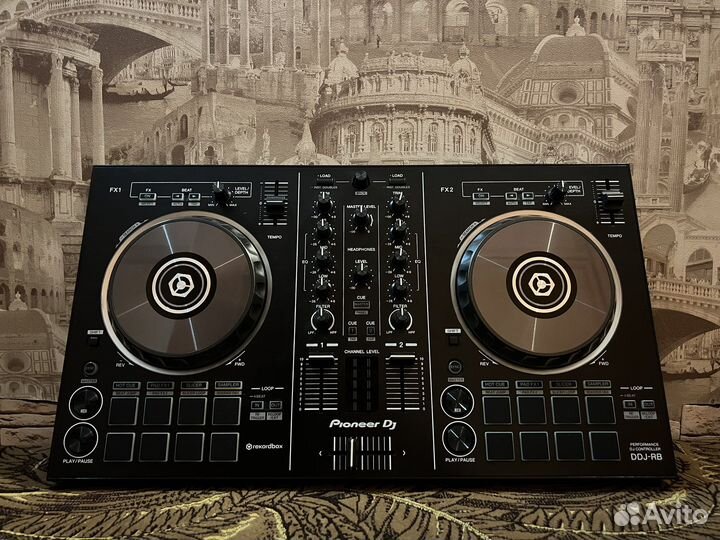 DJ контроллер Pioneer DDJ RB