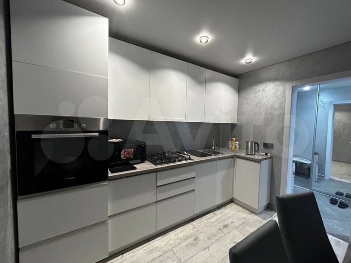 2-к. квартира, 50 м², 1/7 эт.