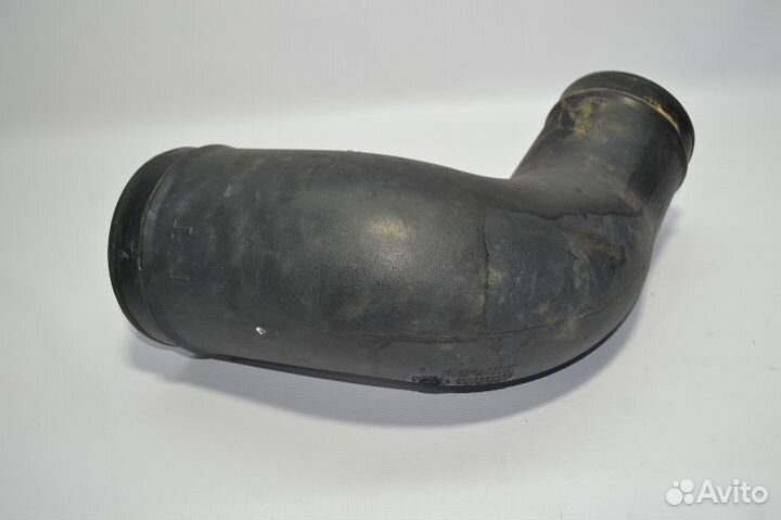 Патрубок воздушного фильтра renault trucks Premium