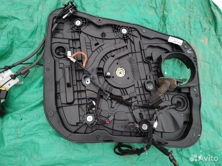 Стеклоподъемник передний левый Kia Sorento Prime