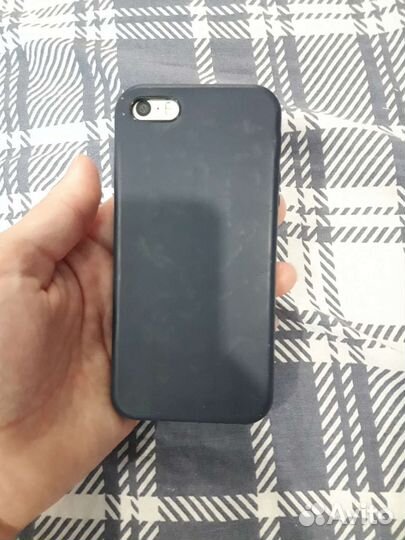 Телефон iPhone 5s