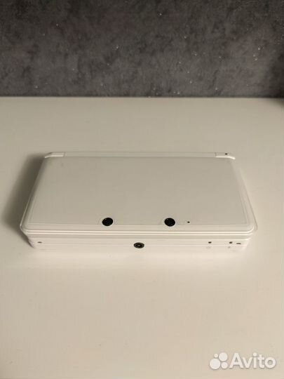 Old Nintendo 3ds White (Белая)