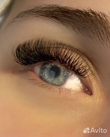 Наращивание ресниц