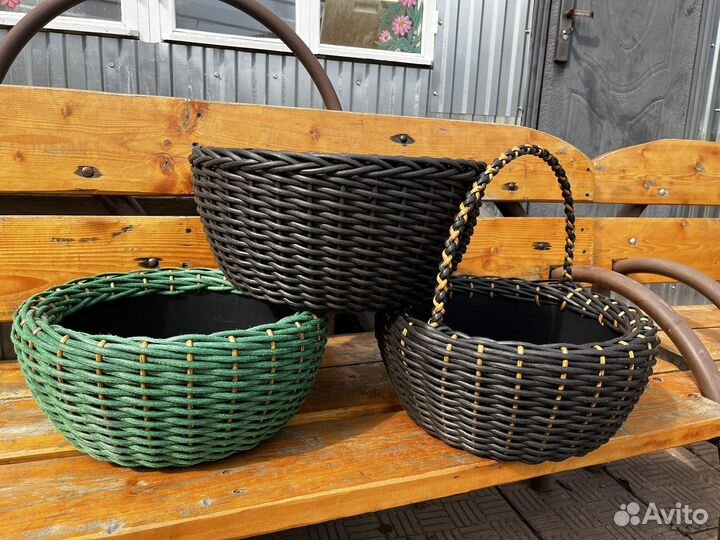 Кашпо и корзины из ротанга