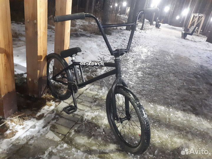 Трюковой велосипед bmx