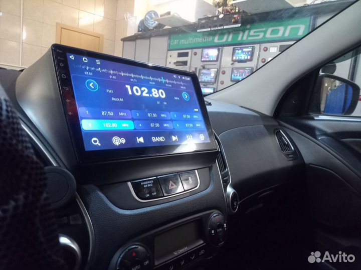 Магнитола Unison 4/64G Hyundai ix35 Android 10