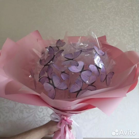 Тренд 2023 года Букеты светящиеся с бабочками