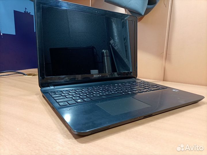 Ноутбук Sony vaio i3