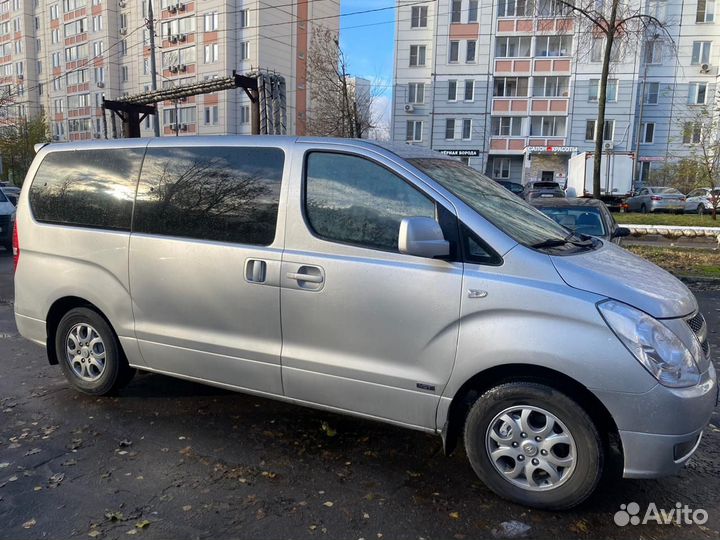 Hyundai Grand Starex 2.5 AT, 2008, 192 000 км