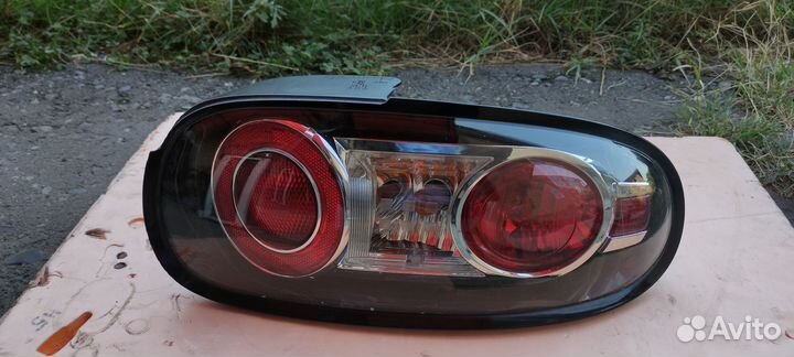 Задний Левый фонарь Мазда Mx5